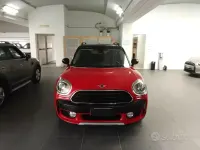 Usata Mini Cooper D Countryman 150 CV (110 kW) 2019 Rosso SUV