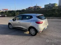 Second-hand Renault Clio IV 75 CP (55 kW) 2017 Gri Berlinǎ