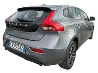 Usata Volvo V40 Plus 120 CV (88 kW) 2019 Grigio scuro Berlina
