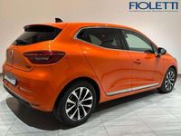 Usata Renault Clio V Techno 145 CV (106 kW) 2023 Arancione Utilitaria