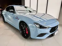 Usata Maserati Ghibli 581 CV (427 kW) 2023 Blu denim Berlina