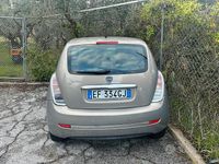 Usata Lancia Ypsilon 69 CV (50 kW) 2011 Grigio Utilitaria