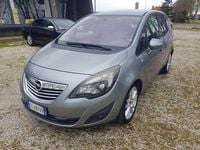 Usata Opel Meriva 101 CV (74 kW) 2010 Gray Monovolume