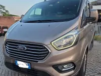Usata Ford Tourneo Custom Titanium 131 CV (96 kW) 2022 Bronzo Furgone