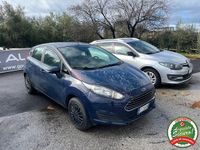 Usata Ford Fiesta 75 CV (55 kW) 2013 Blu Berlina