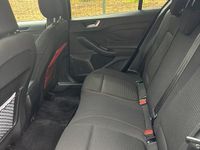 Usata Ford Focus ST-Line 120 CV (88 kW) 2024 Nero Berlina