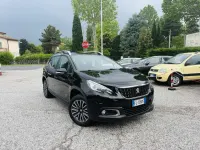 Usata Peugeot 2008 Active 82 CV (60 kW) 2018 Nero SUV