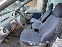 Usata Fiat Multipla 116 CV (85 kW) 2002 Grigio Monovolume