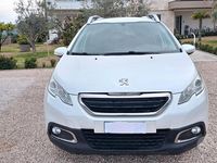 Usata Peugeot 2008 Allure 92 CV (67 kW) 2015 Bianco SUV