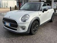 Usata Mini Cooper D Hype 116 CV (85 kW) 2016 Argento Utilitaria