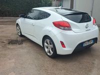 Usata Hyundai Veloster 140 CV (102 kW) 2012 Bianco Utilitaria