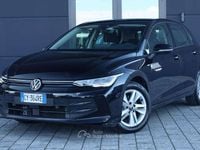 Usata VW Golf VIII Life 116 CV (85 kW) 2025 Nero Berlina