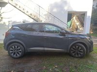 Usata Renault Captur Techno 101 CV (74 kW) 2024 Blu/azzurro SUV