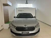 Usata Skoda Superb Style 150 CV (110 kW) 2024 Argento pebble metallizzato Station wagon
