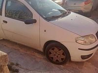 Usata Fiat Punto 69 CV (50 kW) 2007 Bianco Utilitaria
