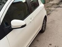 Usata Toyota Yaris 69 CV (50 kW) 2018 Bianco Berlina