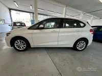 Usata BMW 218 Advantage 136 CV (100 kW) 2018 Bianco Station wagon