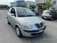 Usata Lancia Ypsilon 60 CV (44 kW) 2006 Grigio Utilitaria