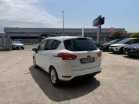 Usata Ford B-MAX Titanium 75 CV (55 kW) 2017 Frozen white Monovolume