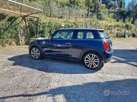 Usata Mini Cooper D Seven 116 CV (85 kW) 2017 Blu Utilitaria