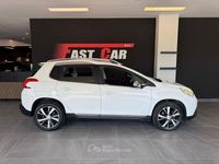 Usata Peugeot 2008 S 120 CV (88 kW) 2015 Bianco SUV