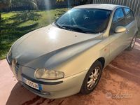 Usata Alfa Romeo 147 105 CV (77 kW) 2002 Grigio Utilitaria