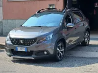 Usata Peugeot 2008 GT-line 110 CV (80 kW) 2017 Nero SUV