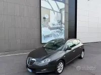 Usata Lancia Delta Silver 120 CV (88 kW) 2012 Grigio Utilitaria