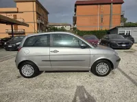 Usata Lancia Ypsilon 60 CV (44 kW) 2005 Argento Utilitaria