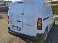 Begagnad Toyota Proace City City 102 HK (75 kW) 2021 Vit Minibuss