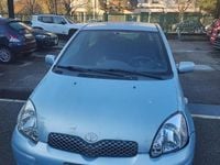 Usata Toyota Yaris 2004 Grigio Utilitaria