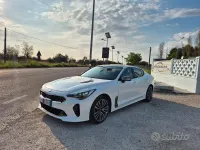 Usata Kia Stinger GT-Line 200 CV (147 kW) 2018 Bianco Utilitaria