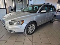Usata Volvo V50 Momentum 136 CV (100 kW) 2005 Argento Station wagon