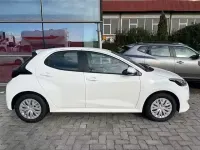 Nuova Toyota Yaris Hybrid Active 92 CV (67 kW) 2026 Bianco Berlina