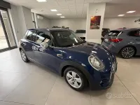 Usata Mini Cooper 95 CV (69 kW) 2015 Blu Utilitaria