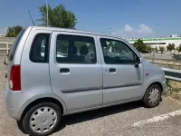 Usata Opel Agila 75 CV (55 kW) 2002 Grigio Monovolume