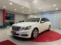 Usata Mercedes E220 Executive 170 CV (125 kW) 2013 Bianco Station wagon
