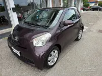 Begagnad Toyota iQ 68 HK (50 kW) 2009 Grå Halvkombi