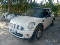 Usata Mini Cooper Coupé 90 CV (66 kW) 2011 Bianco Coupé