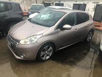 Usata Peugeot 208 Allure 95 CV (69 kW) 2012 Bronzo Utilitaria