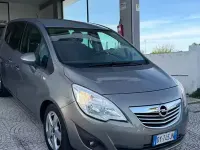 Usata Opel Meriva Cosmo 120 CV (88 kW) 2010 Giallo Monovolume