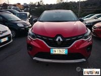 Usata Renault Captur Intens 145 CV (106 kW) 2023 Rosso SUV