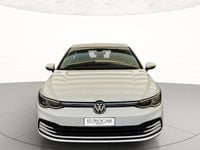 Usata VW Golf VIII Life 116 CV (85 kW) 2020 Pure white Berlina