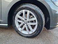 Usata VW Golf VII Business 115 CV (84 kW) 2018 Grigio Station wagon