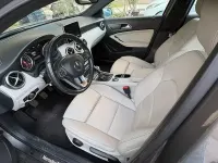 Usata Mercedes A180 109 CV (80 kW) 2017 Grigio Utilitaria