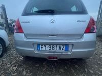 Usata Suzuki Swift 75 CV (55 kW) 2008 Argento Utilitaria