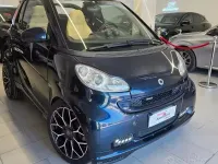 Usata Smart ForTwo Cabrio Brabus Xclusive 102 CV (75 kW) 2011 Blu notte metallizzato Cabrio