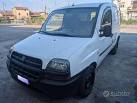 Usata Fiat Doblò 104 CV (76 kW) 2005 Bianco Monovolume