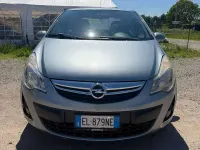 Usata Opel Corsa Cosmo 95 CV (69 kW) 2012 Argento Utilitaria