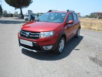 Usata Dacia Sandero Prestige 90 CV (66 kW) 2014 Rosso Utilitaria
